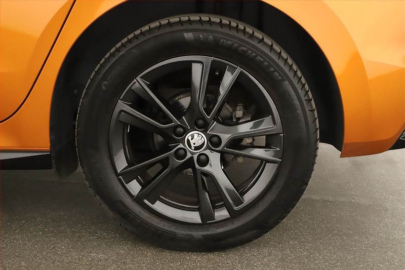 Škoda Fabia (2022) Monte Carlo 1.0 TSI - fotka 14 z 14