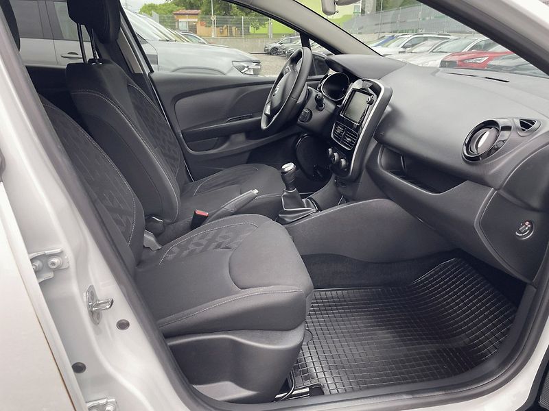 Renault Clio (2020) 0.9 TCe,56kW,Limited,ČR - fotka 29 z 35