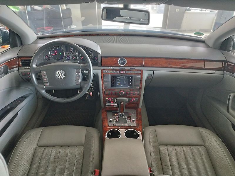 Volkswagen Phaeton (2008) 3,0TDI,171KW,4X4,LED,ALU,KŮŽE - fotka 21 z 39