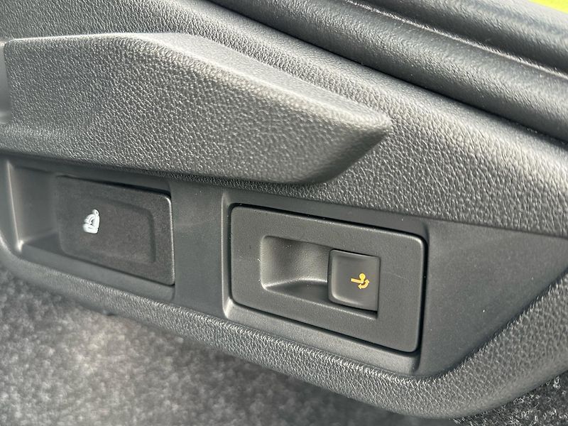 Škoda Octavia Sportline 1,5 TSI 110kW DSG - fotka 23 z 24