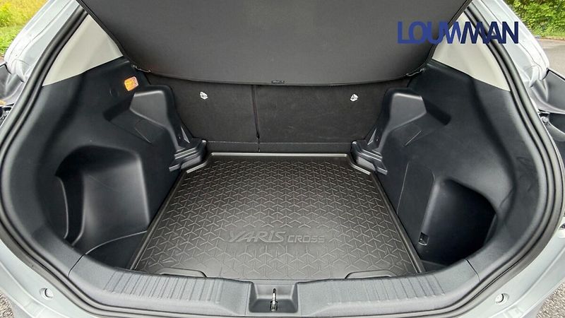 Toyota Yaris Cross 1.5L HEV CVT  Comfort - fotka 20 z 25