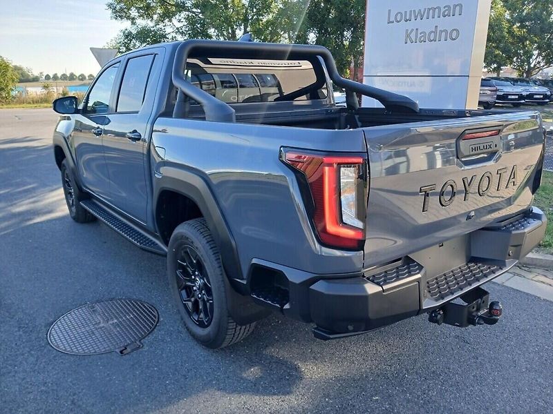 Toyota Hilux 2.8L Diesel 48V MHEV - 4x4 - 6 - fotka 4 z 9