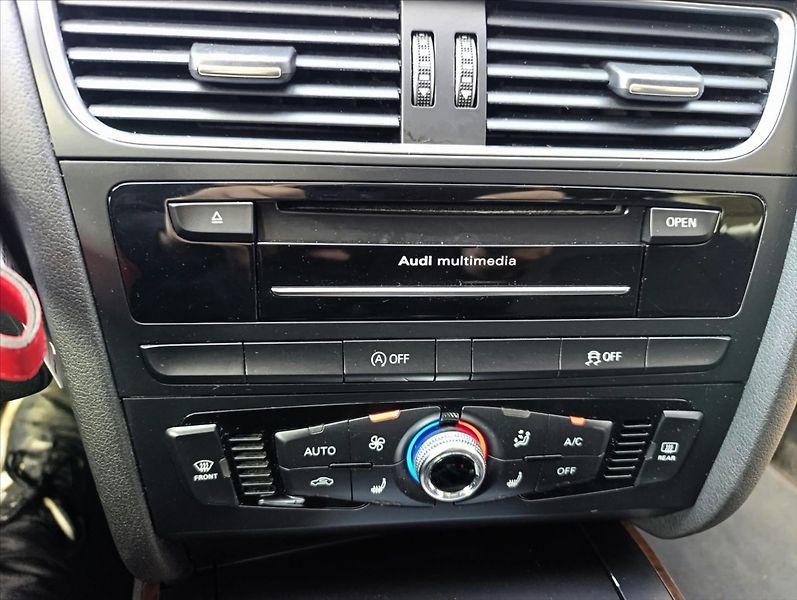 Audi A4 1,8 TFSi Quattro Navi Tempomat - fotka 18 z 34