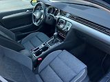 Volkswagen Passat - náhled 22
