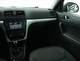 Škoda Yeti (2012) 2.0 TDI, 4X4, Xenony - náhled 8