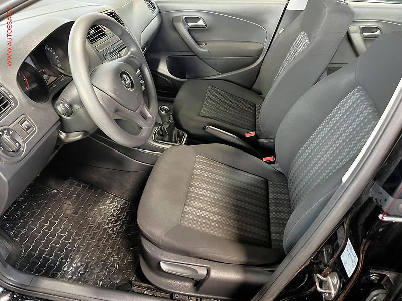 Volkswagen Polo (2017) 1.0i, 1.maj, AC - fotka 9 z 13