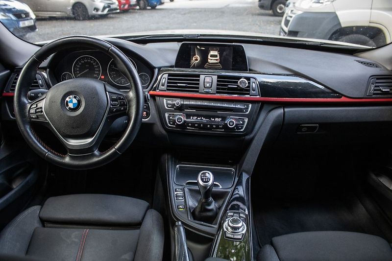 BMW Řada 3 - fotka 8 z 26