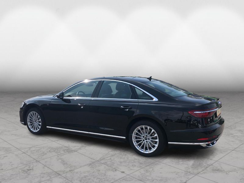 Audi A8 55 TFSI 250 KW Quattro - fotka 7 z 30