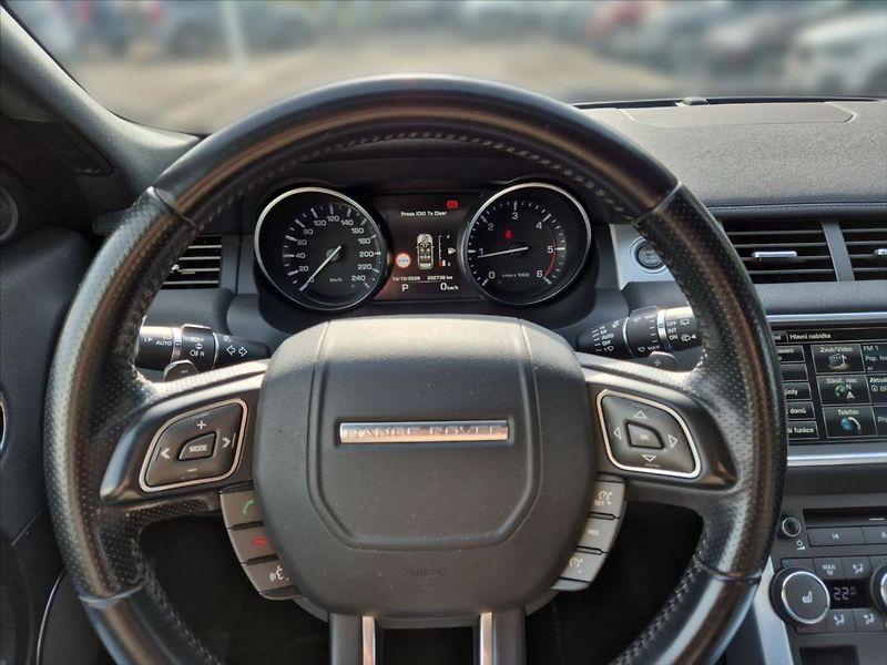 Land Rover Range Rover Evoque 2,2 SD4 DYNAMIC - fotka 8 z 20