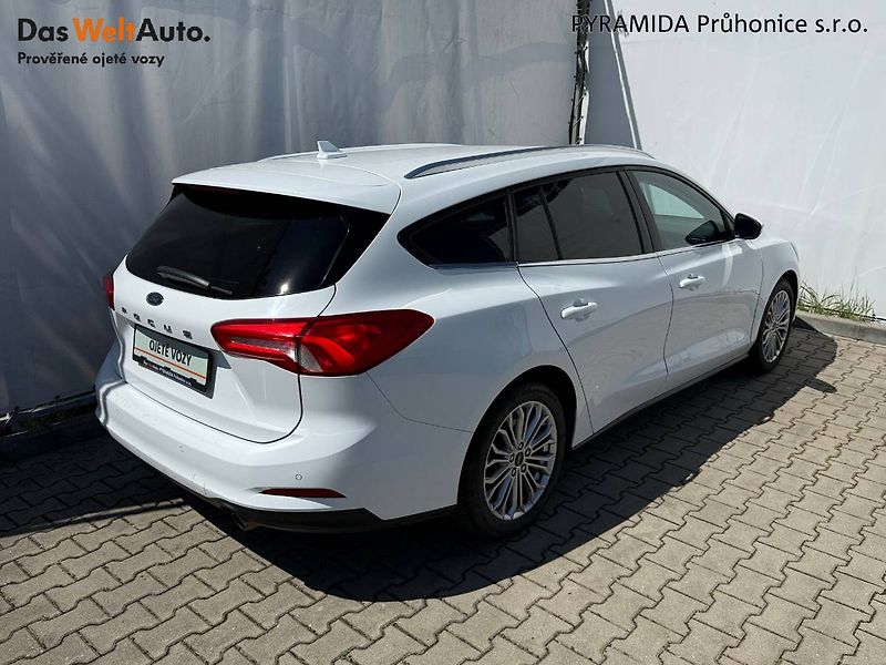 Ford Focus (2019) 2.0 EcoBlue 110 kW Titanium Po - fotka 2 z 22