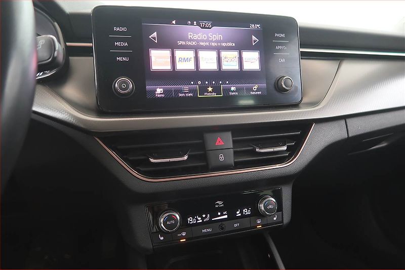 Škoda Scala (2023) 1.5 TSI, Automat, ČR,1.maj - fotka 12 z 17