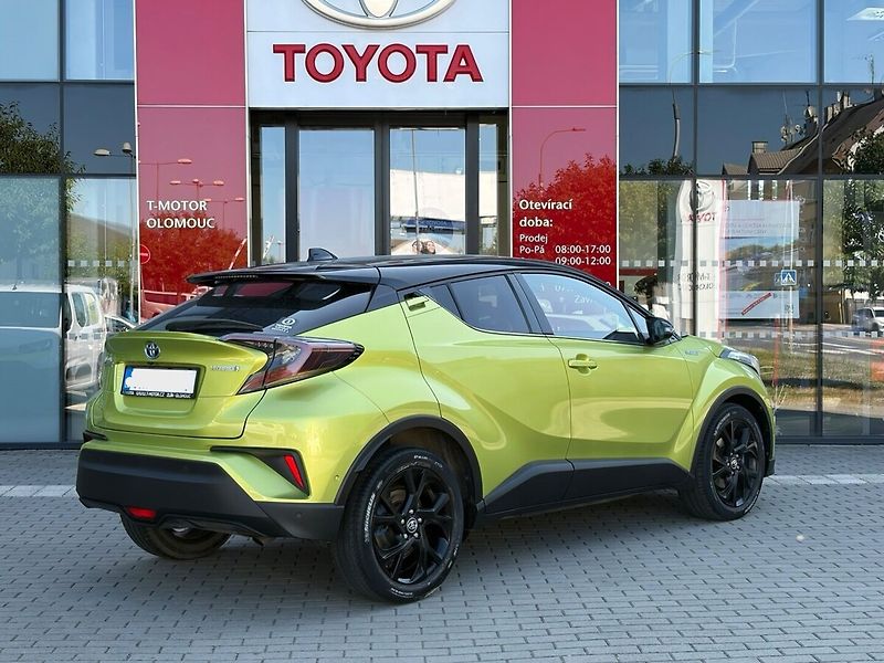 Toyota C-HR 1.8 Hybrid Premium - fotka 3 z 20