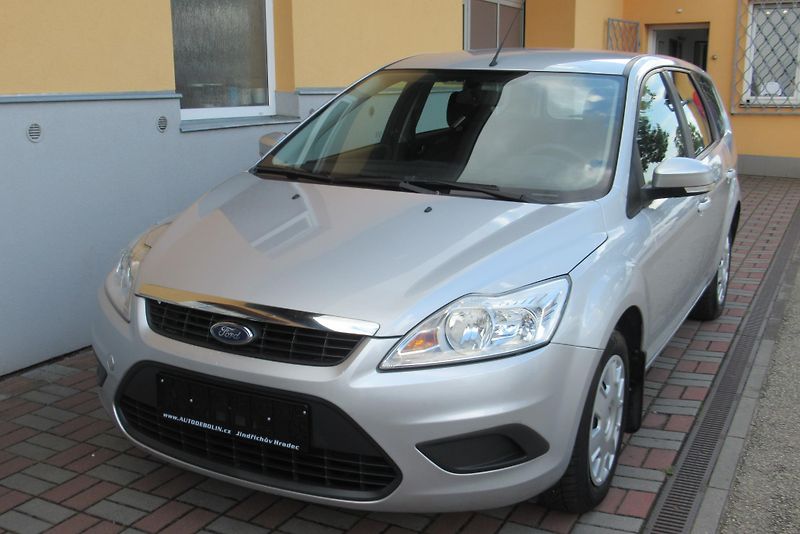 Ford Focus 1.4i KLIMA SADA KOL - fotka 7 z 21