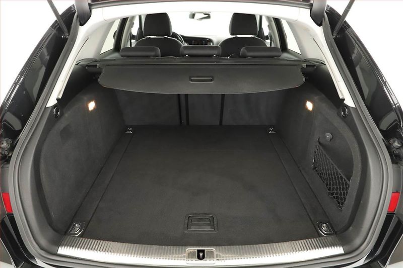 Audi A4 Allroad (2013) 2.0 TDI, Automat, Serv.kniha - fotka 15 z 17
