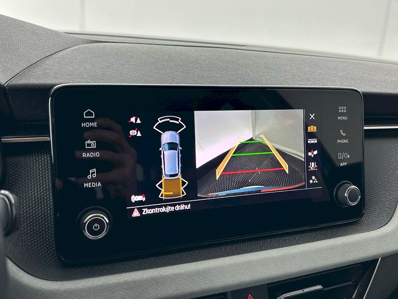 Škoda Kamiq (2025) 1.0TSI 85kW Top Selection - fotka 11 z 31