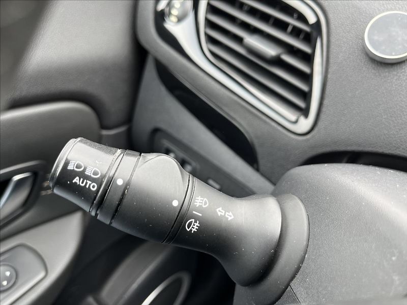 Renault Scénic 2,0 dCi 118KW KLIMA ALU ČR STK - fotka 23 z 33