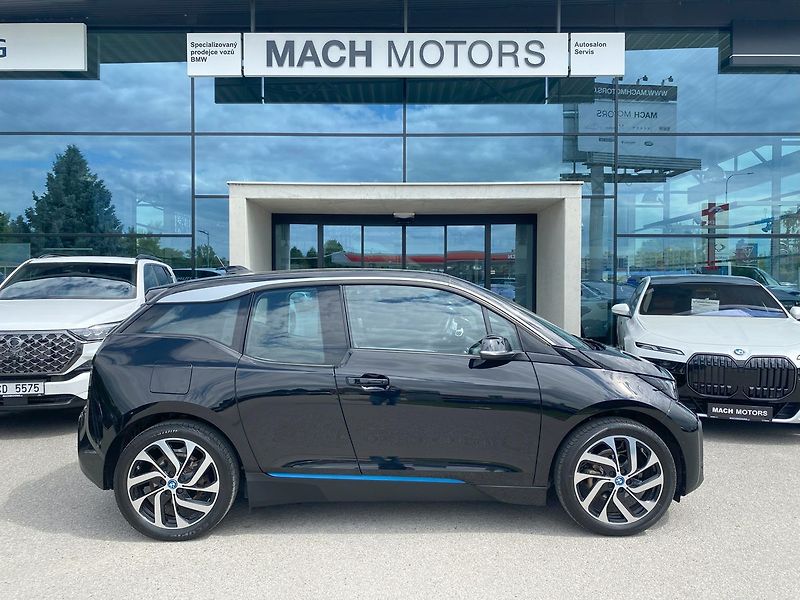 BMW i3 120Ah Comfort Navi Reku - fotka 7 z 24