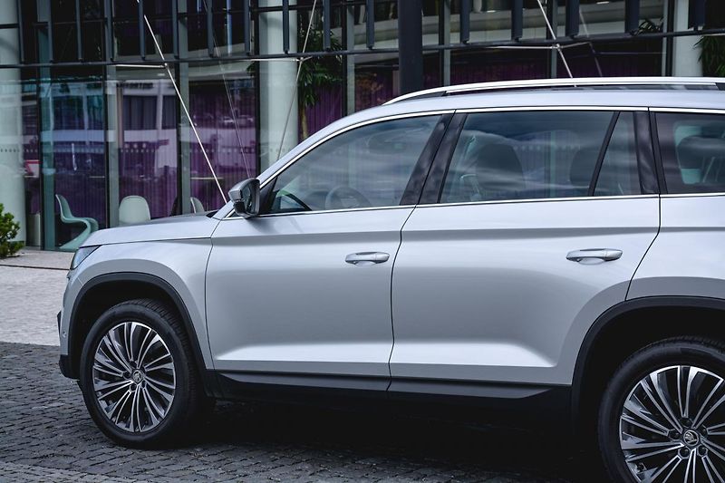 Škoda Kodiaq (2022) Style 2,0TDI 110kW 7-Gang auto - fotka 6 z 25
