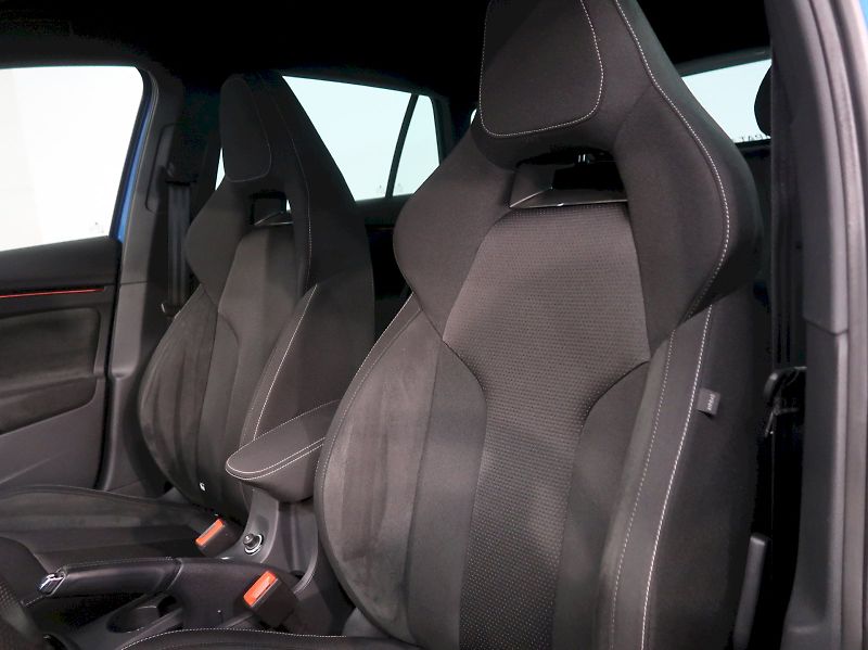 Škoda Scala (2024) DRIVE 1.5TSI 110KW LED MATRIX - fotka 14 z 37