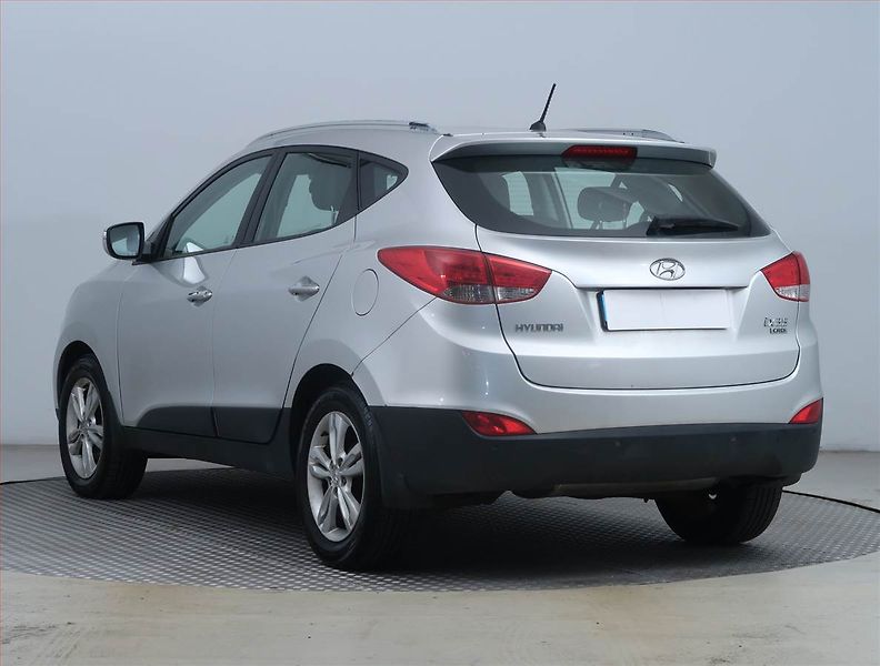 Hyundai ix35 (2012) 1.7 CRDi, Tempomat - fotka 4 z 19