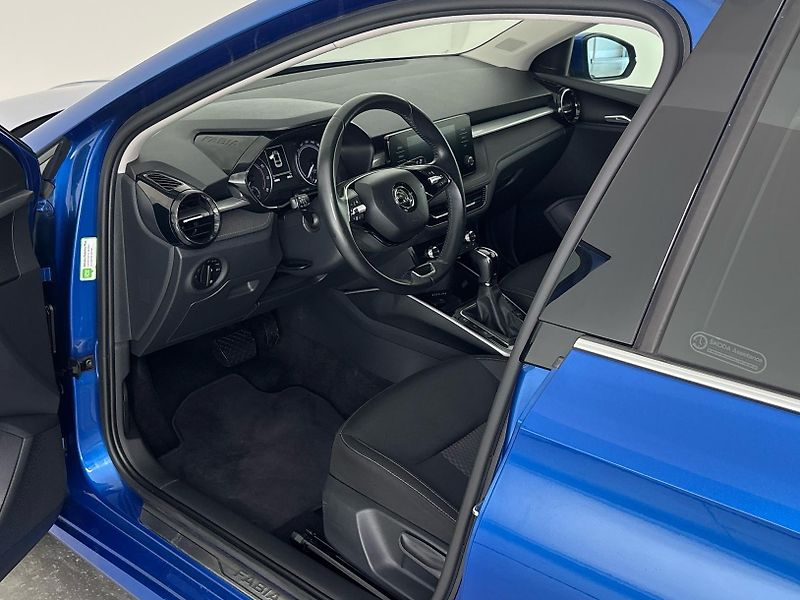 Škoda Fabia Style DSG - fotka 6 z 28