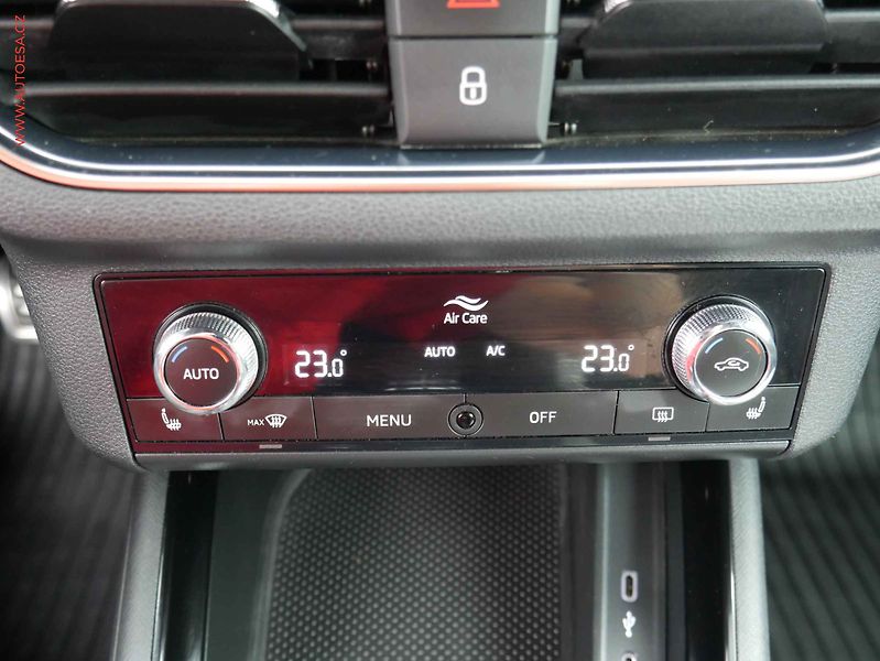 Škoda Scala (2023) 1.5 TSi, ČR, Style, LED - fotka 18 z 21