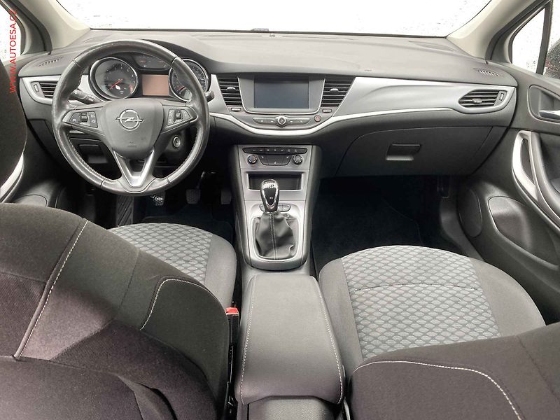 Opel Astra (2021) 1.2 T, Navi, AC - fotka 8 z 18
