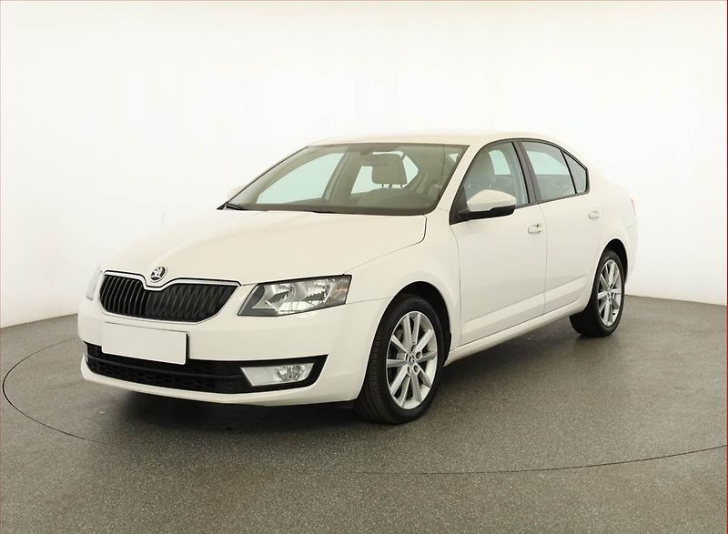 Škoda Octavia (2013) Elegance 2.0 TDI, Serv.kniha - fotka 2 z 14