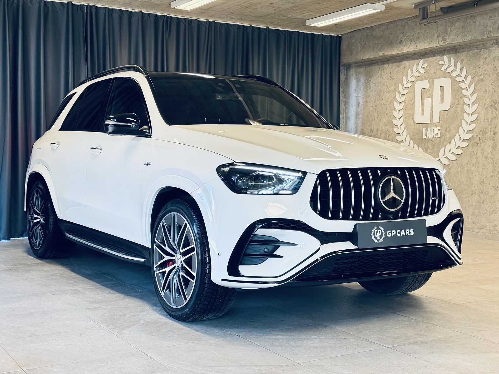 Mercedes-Benz GLE 53 AMG*4M*ZÁRUK*CARBON*MASÁŽ*