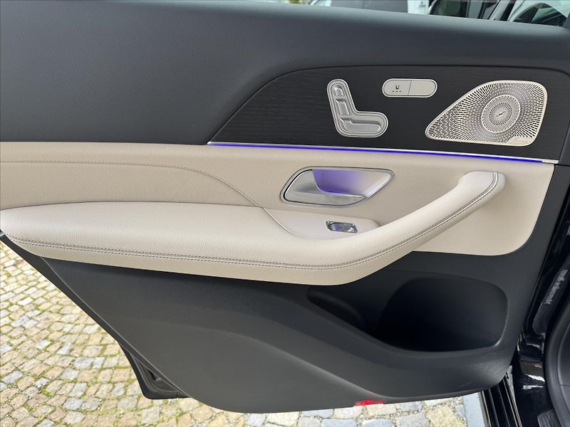 Mercedes-Benz GLS 450 4MATIC*AMG*MASÁŽE - fotka 30 z 46