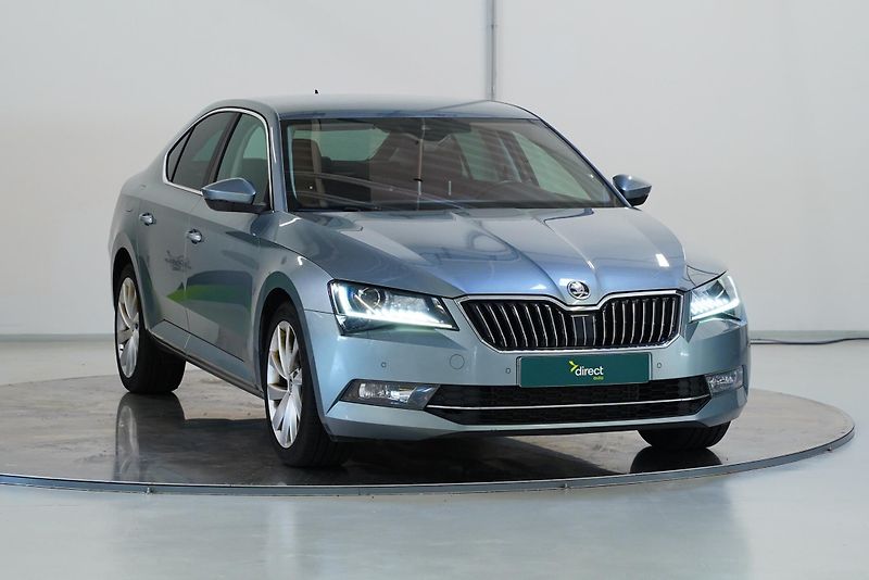 Škoda Superb - fotka 8 z 28