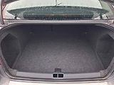 Volkswagen Passat (2006) 1.6i, autoAC, temp - náhled 7