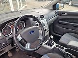 Ford Focus 1,6 TDCi NOVÉTURBO SERVI TAŽNÉ - náhled 17