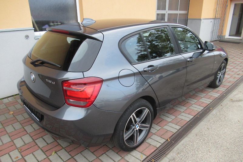 BMW Řada 1 116d 2.0D AUT. KLIMA XENONY - fotka 2 z 22