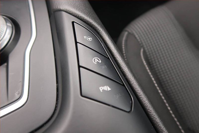 Ford Mondeo (2019) 2.0 EcoBlue, Automat, Navi - fotka 18 z 21