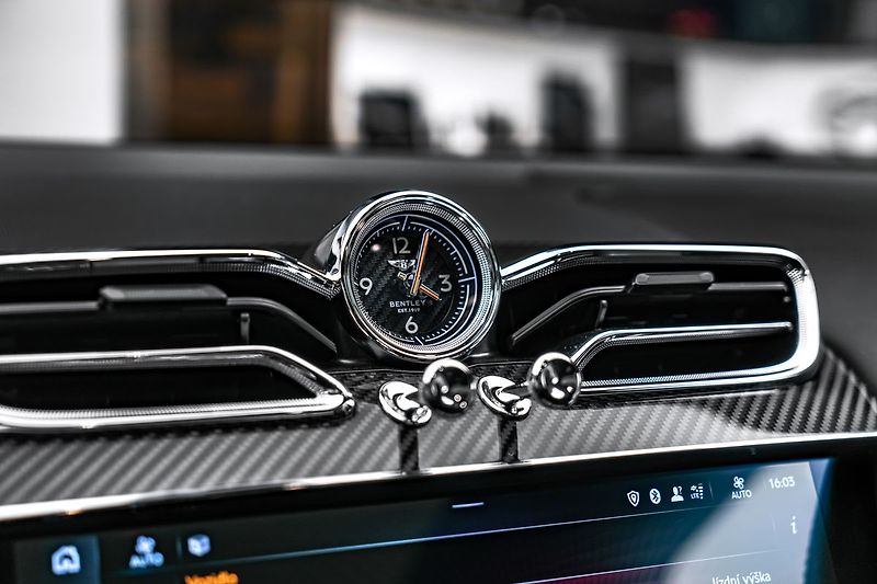 Bentley Bentayga First Edition - fotka 27 z 30