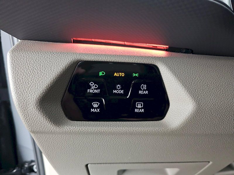 Volkswagen Multivan (2023) 2.0TDI DSG 110KW STYLE TAŽNÉ N - fotka 25 z 35