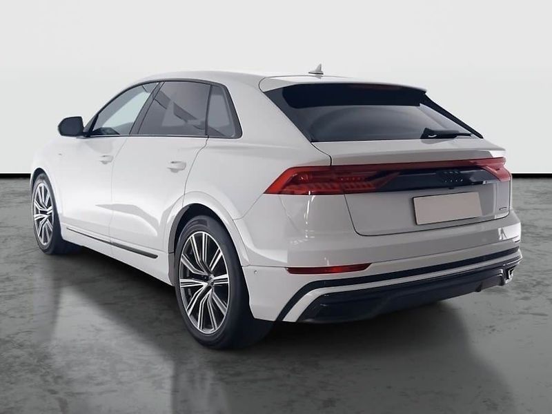 Audi Q8 (2023) 50 TDI - fotka 4 z 19