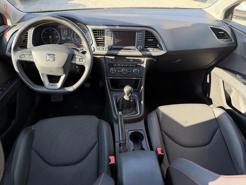 Seat Leon (2014) 2.0 TDi, FR, LED - fotka 8 z 18