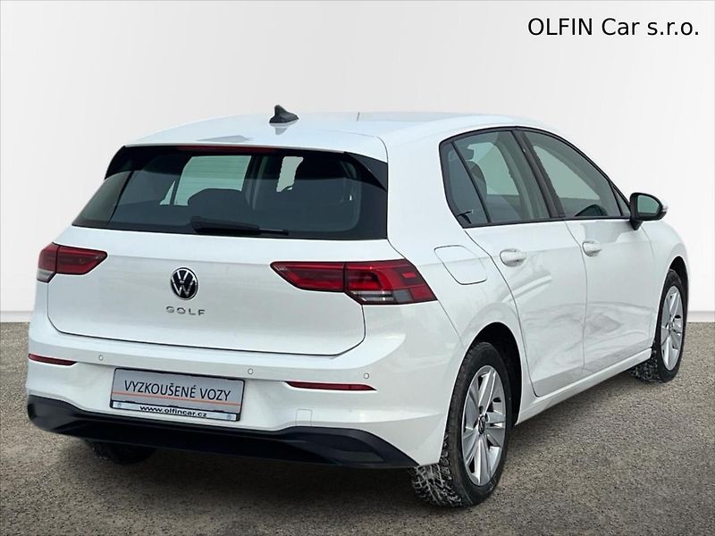 Volkswagen Golf 1,5 TSi 96kW LIFE  8 - fotka 2 z 26