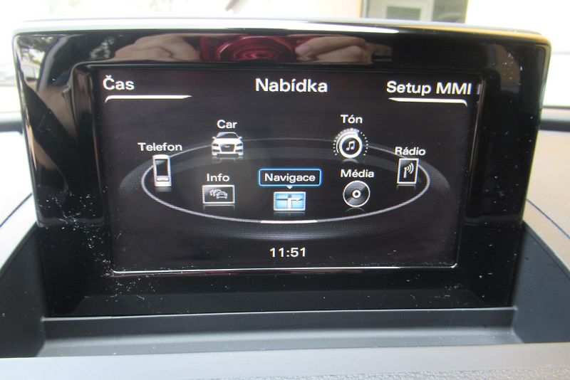 Audi Q3 2.0 TDi QUATTRO AUT. KLIMA  - fotka 12 z 23