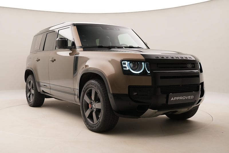 Land Rover Defender 110 D300 X AWD AUT REZERVACE - fotka 14 z 55