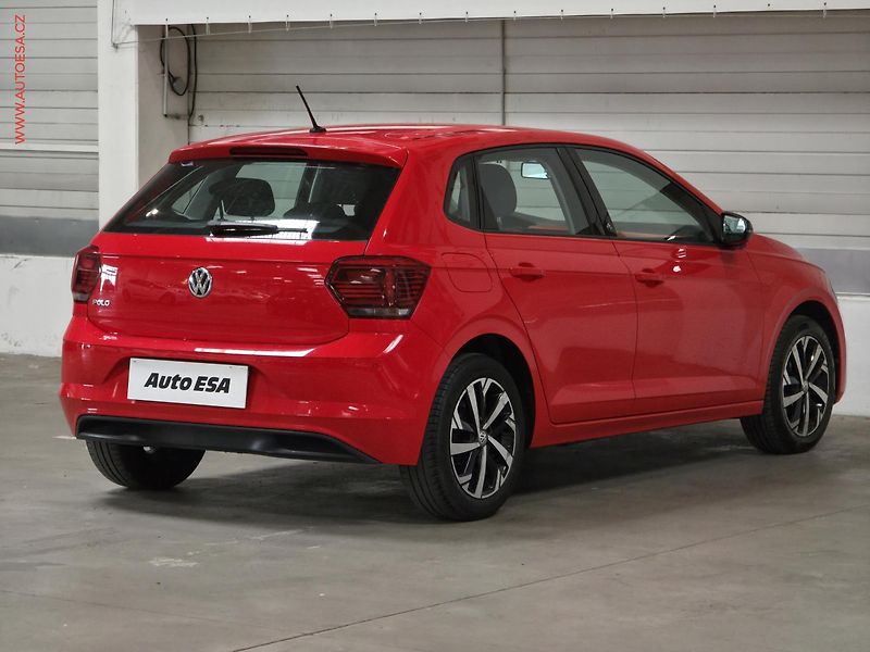 Volkswagen Polo (2019) 1.0 TSi, ČR, Beats - fotka 6 z 16