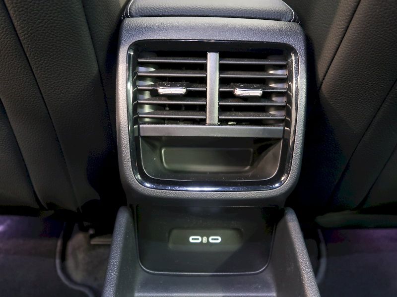 Škoda Octavia (2025) SPORTLINE 2.0TSI 150KW 4x4 DSG - fotka 41 z 44
