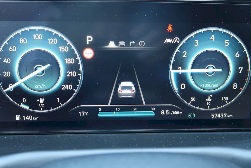 Hyundai Tucson (2023) 1.6 T-GDI/110 kW GAMMA II MHEV - fotka 21 z 32