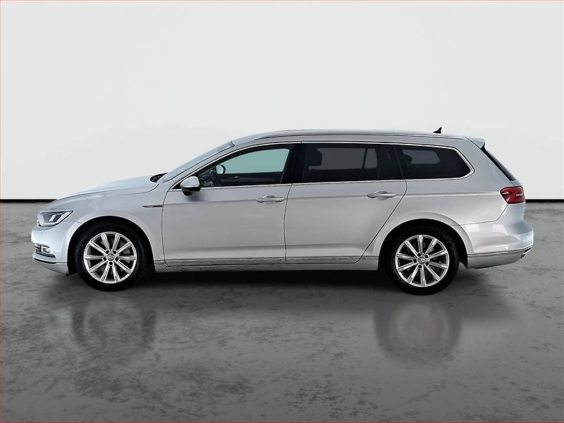 Volkswagen Passat (2017) Highline 2.0 BiTDI, 4X4 - fotka 3 z 19