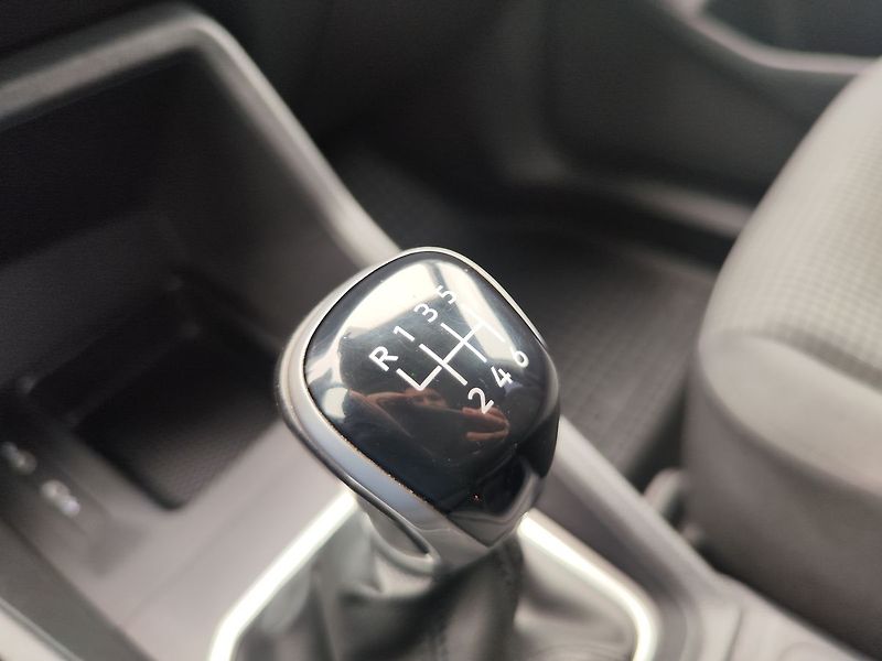 Volkswagen Caddy 2.0 TDI/75kW Life ČR - fotka 22 z 30