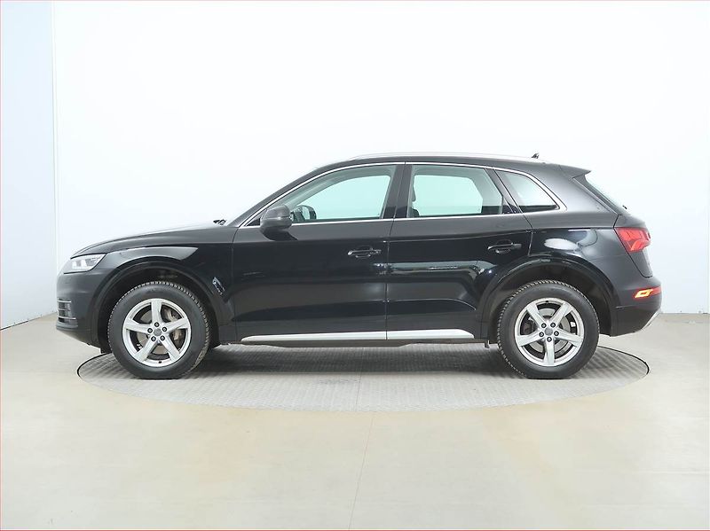 Audi Q5 (2018) 2.0 TDI, 4X4, Automat - fotka 3 z 18