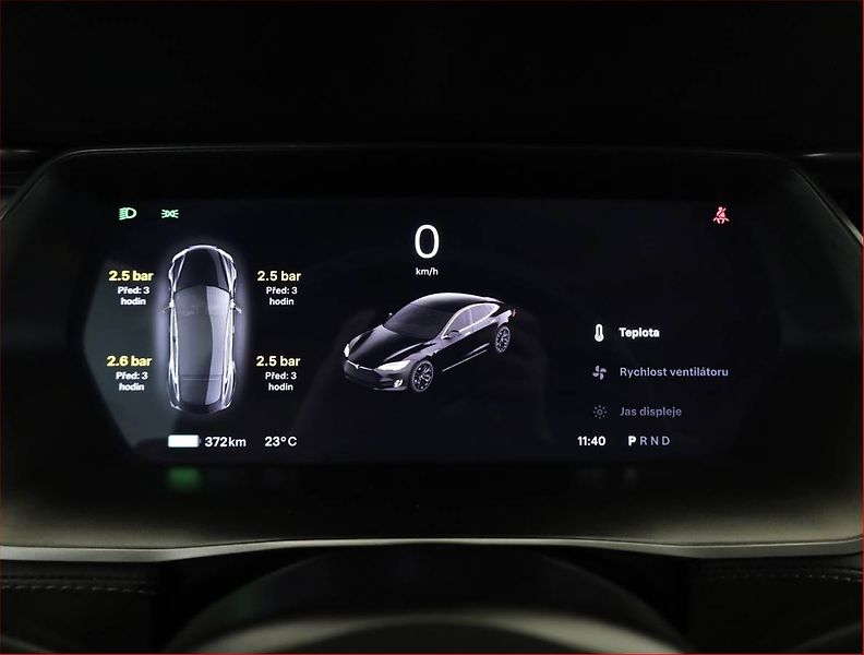 Tesla Model S (2019) Standard Range, SoH 88% - fotka 9 z 22