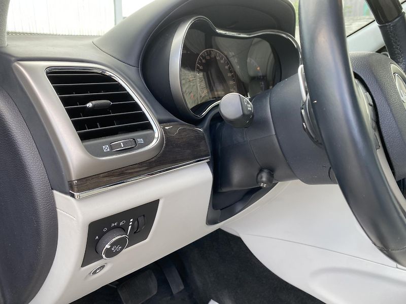 Jeep Grand Cherokee 3.0CRDi 4x4 SUMMIT EXTRA FULL! - fotka 157 z 181